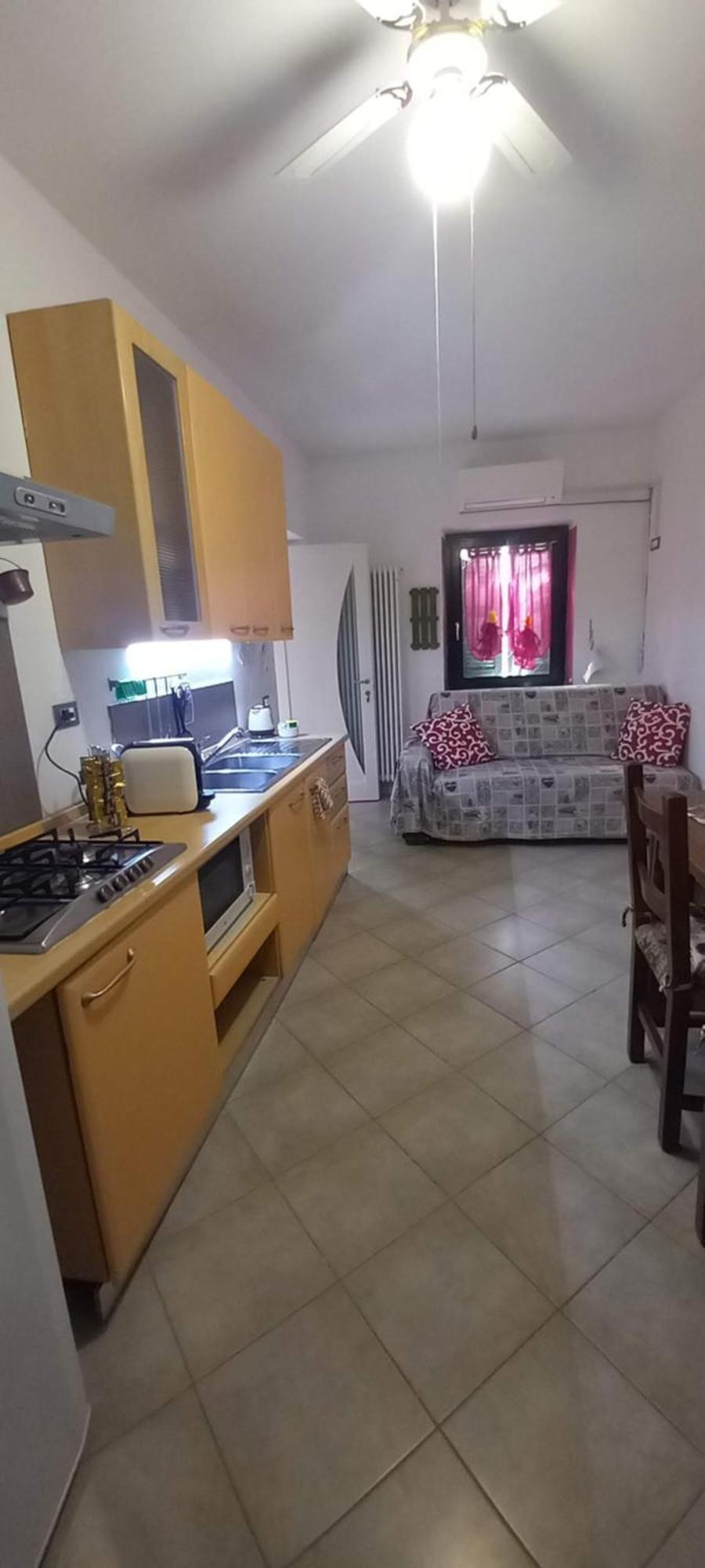 Casa Appartamento Vacanze La Fermata Delle Rondini Castello di Annone 外观 照片