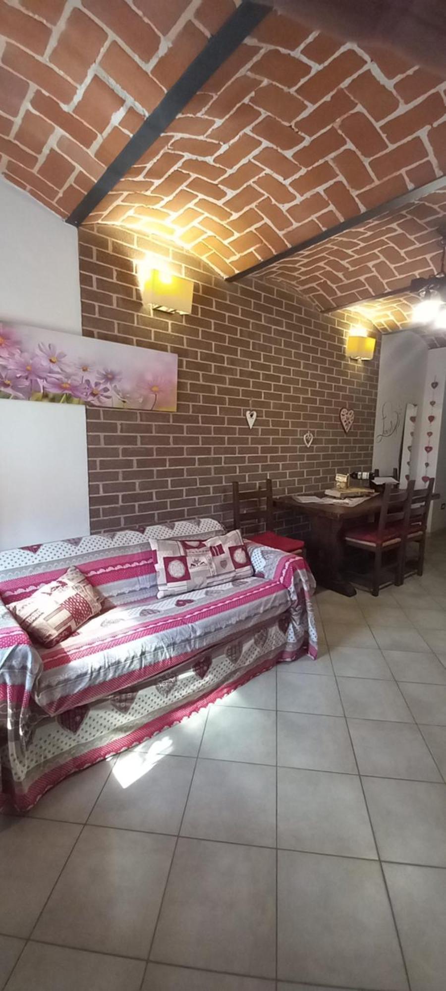 Casa Appartamento Vacanze La Fermata Delle Rondini Castello di Annone 外观 照片