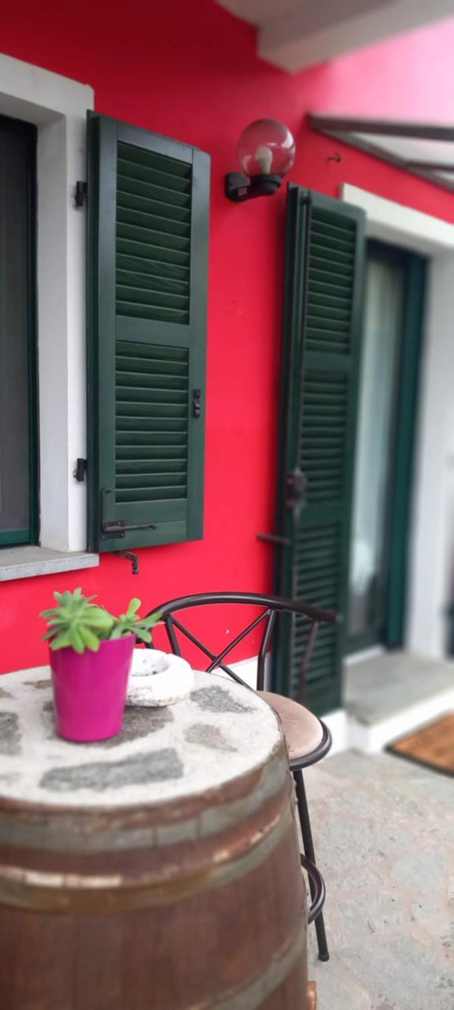 Casa Appartamento Vacanze La Fermata Delle Rondini Castello di Annone 外观 照片