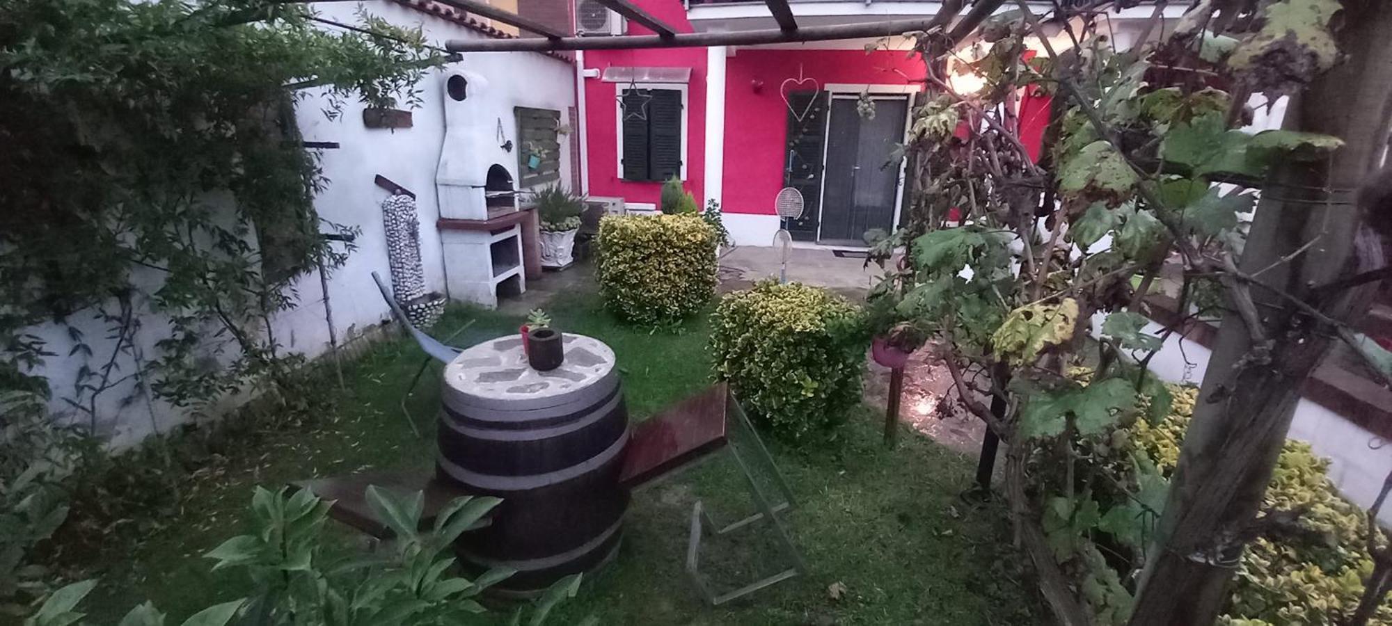 Casa Appartamento Vacanze La Fermata Delle Rondini Castello di Annone 外观 照片